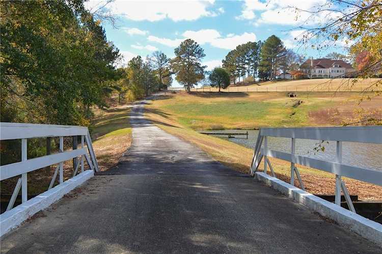 2871 Miller Bottom Road SW Conyers, GA 30012