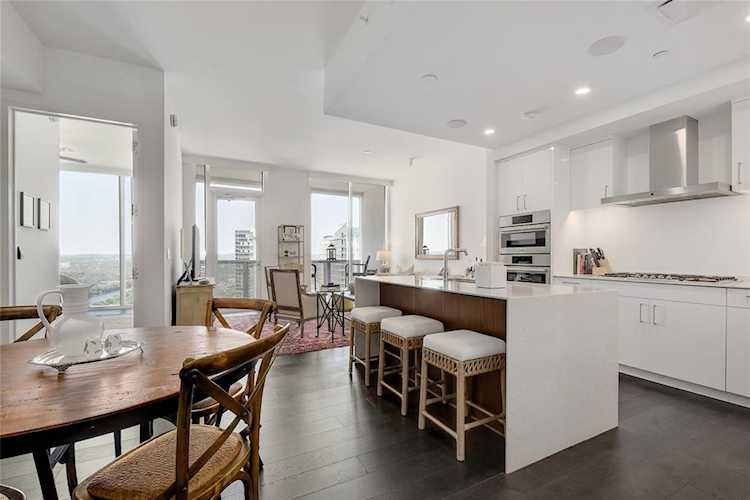 301 West Ave #3308 Austin, TX 78701