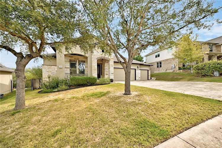 5133 Texas Bluebell DR Spicewood, TX 78669