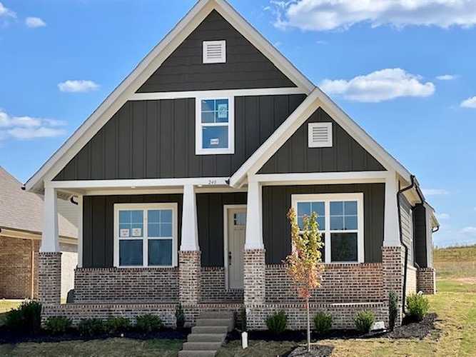 240 Oak Haven Cir Oakland, TN 38060