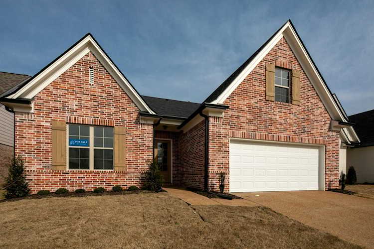 75 Hidden Garden Dr Oakland, TN 38060
