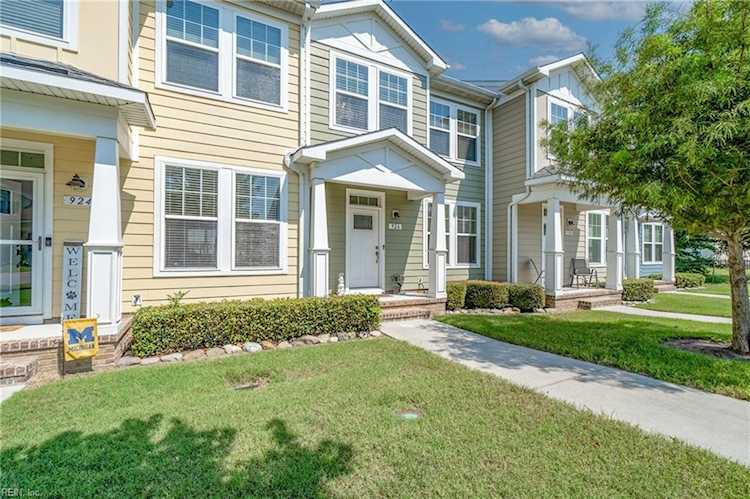 926 Hillside Ave Norfolk, VA 23503