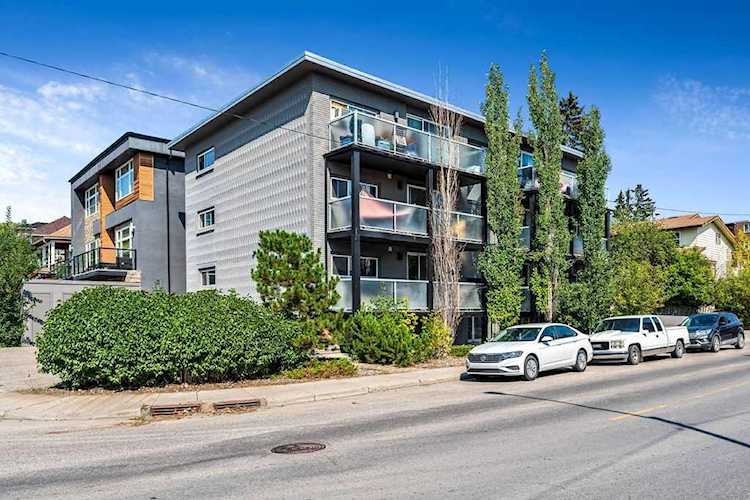 1530 26 Ave SW #1 Calgary, AB T2T 1C5