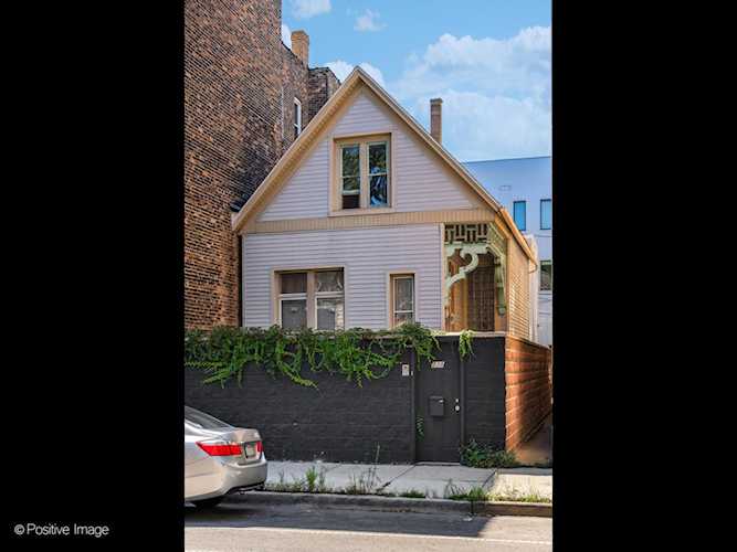 838 N Damen Ave Chicago, IL 60622