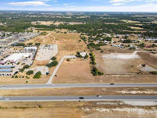 5240 E US Highway 377 Granbury, TX 76049