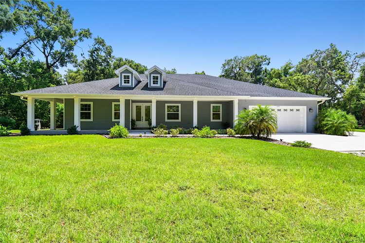 2125 Shady Oaks Dr Valrico, FL 33594