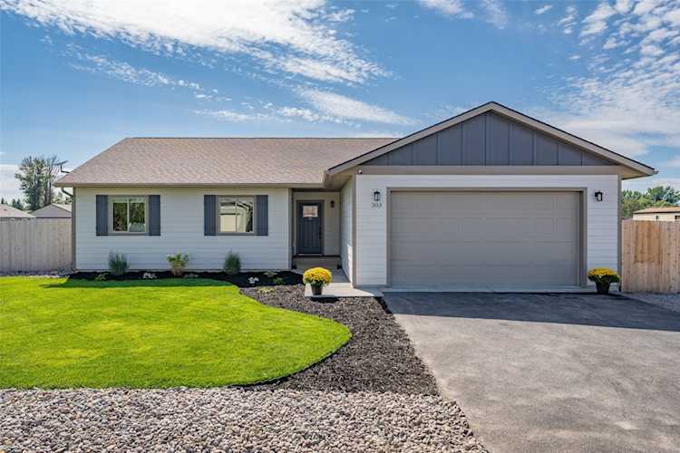 303 Kendal Loop Kalispell, MT 59901