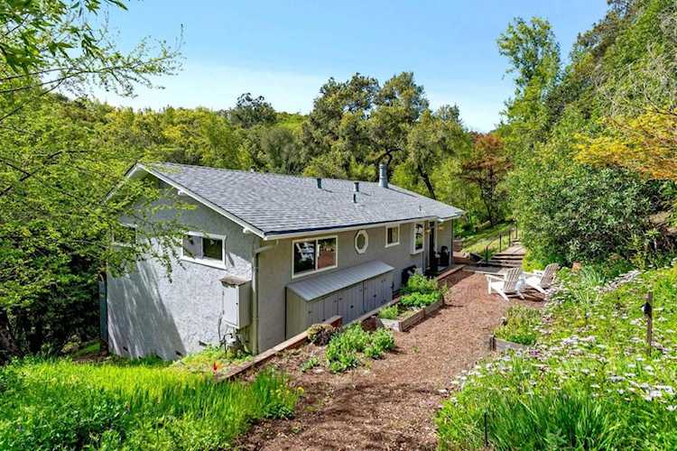 160 Otis Ave Woodside, CA 94062