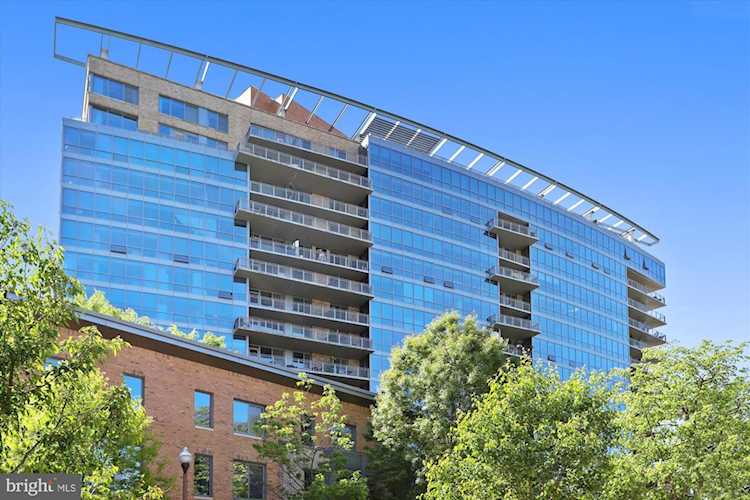 2001 15th St N #1009 Arlington, VA 22201