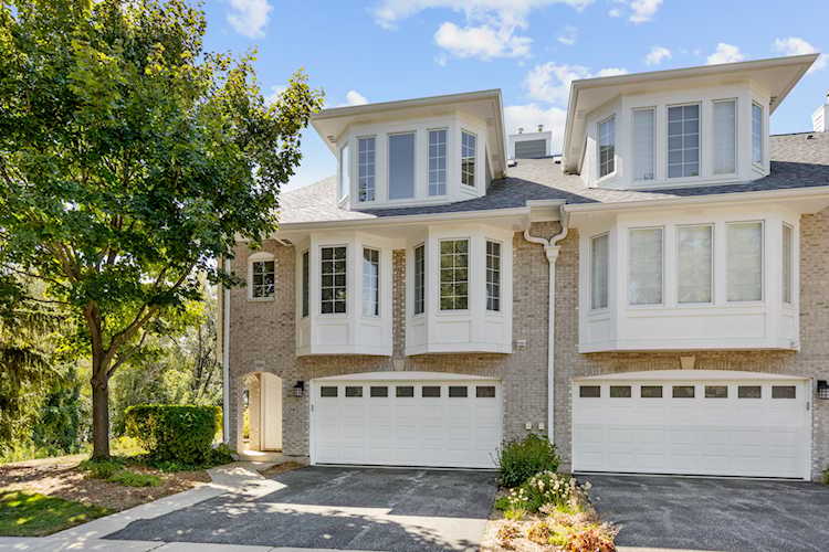 980 N Glenview Ct Palatine, IL 60067 | MLS 11877492 Photo 1