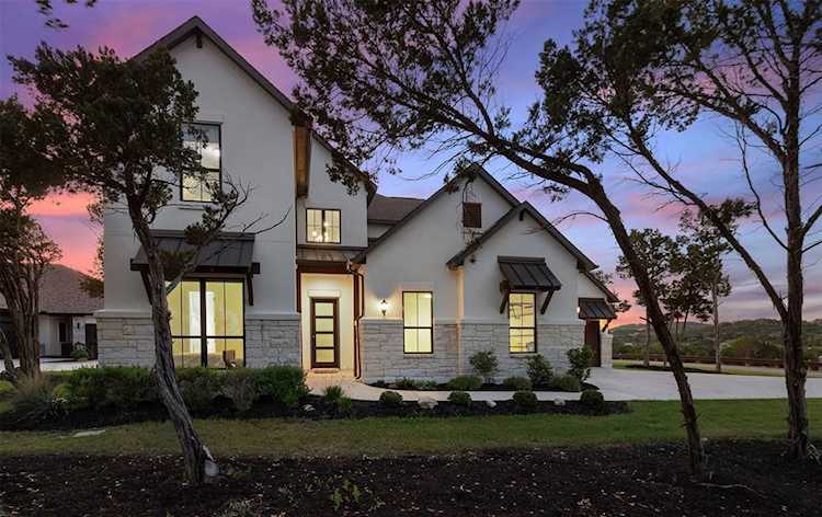18708 Expedition TRL Jonestown, TX 78645