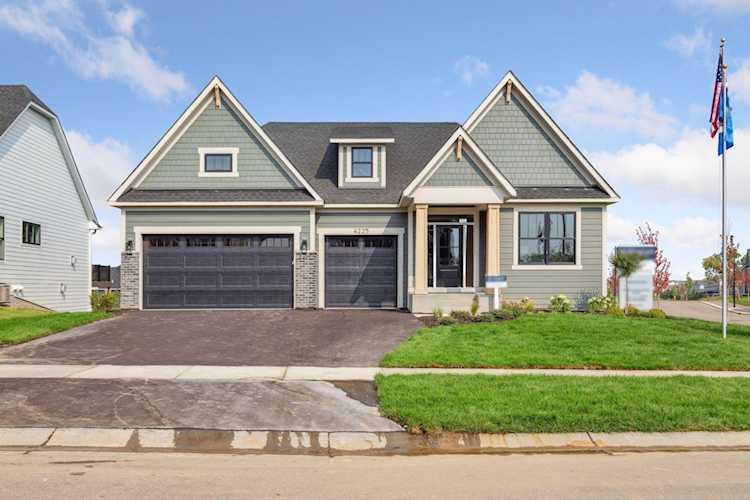 4225 Gable Lane Woodbury, MN 55129