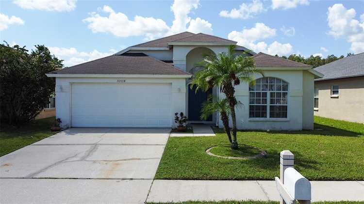 30504 Tremont Dr Wesley Chapel, FL 33543