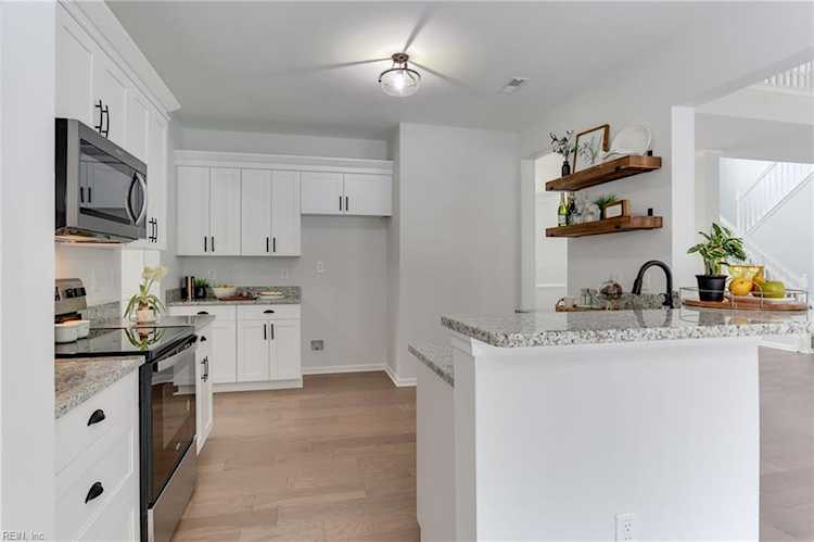 10454 Sylvia Circle Windsor, VA 23487