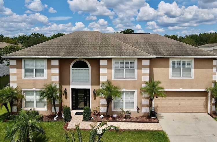 2126 Valrico Heights Blvd Valrico, FL 33594