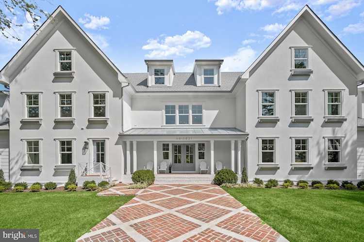 10821 Alloway Dr Potomac, MD 20854