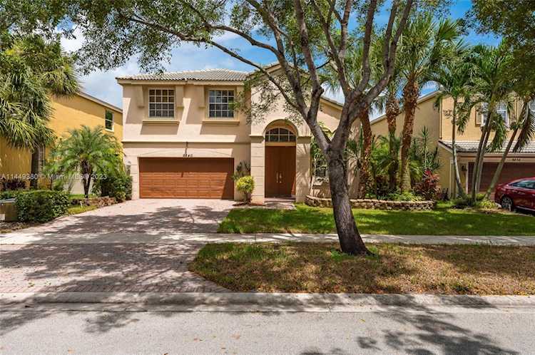 9840 Stover Way Wellington, FL 33414