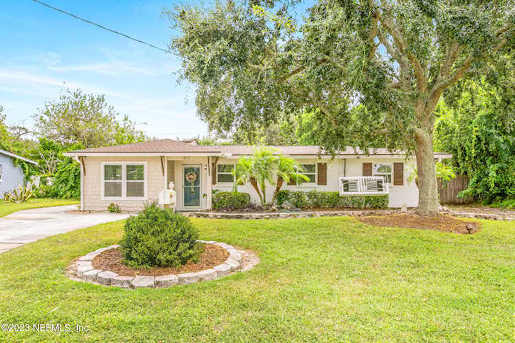812 Bonita RD Atlantic Beach, FL 32233