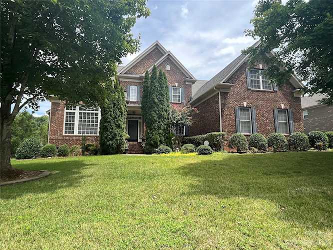 2008 Providence Forest Dr Weddington, NC 28104