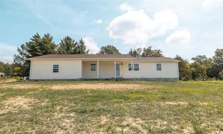 26770 Stephanie Ln Laquey, MO 65534