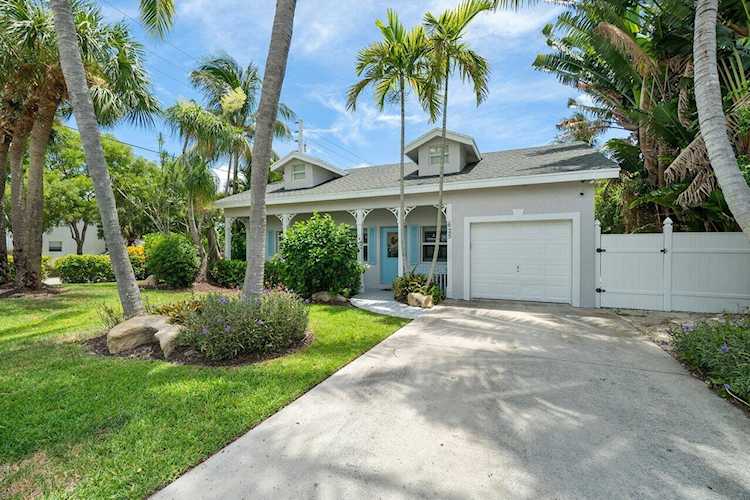 625 NE 7th Avenue Delray Beach, FL 33483