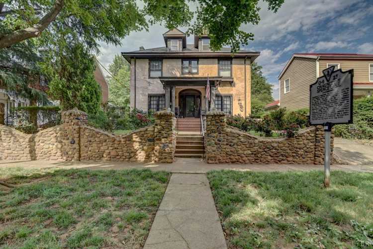 1306 Pierce St Lynchburg, VA 24501