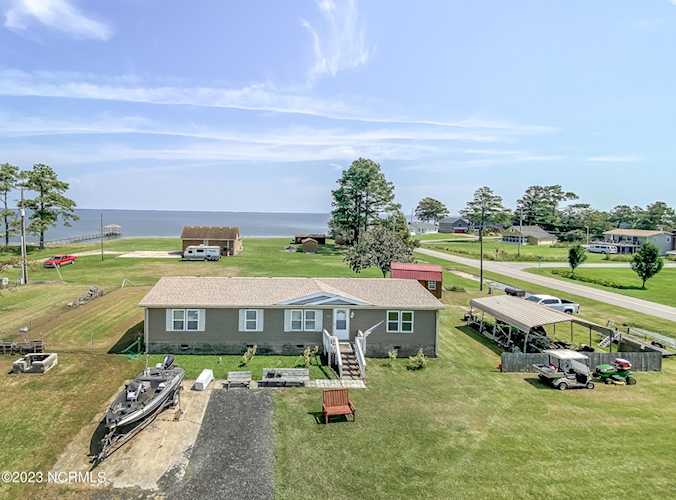110 Seaview Dr Elizabeth City, NC 27909