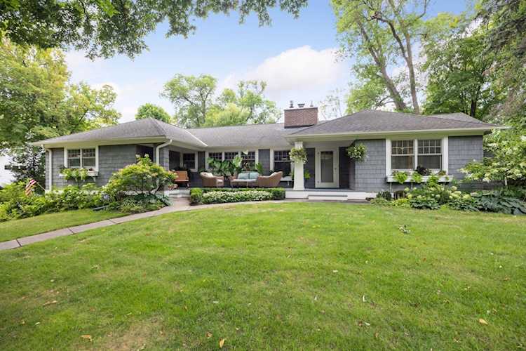 1430 La Salle Street Wayzata, MN 55391