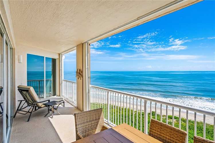 4180 N Hwy Highway A1A 905 B Hutchinson Island, FL 34949