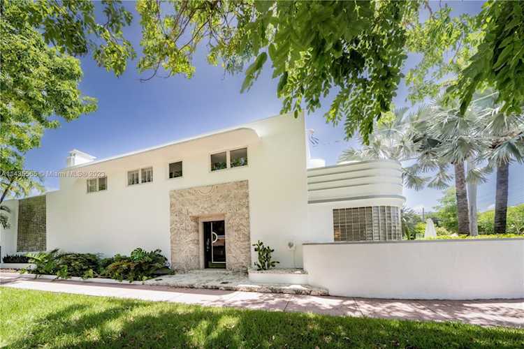 5959 La Gorce Dr Miami Beach, FL 33140