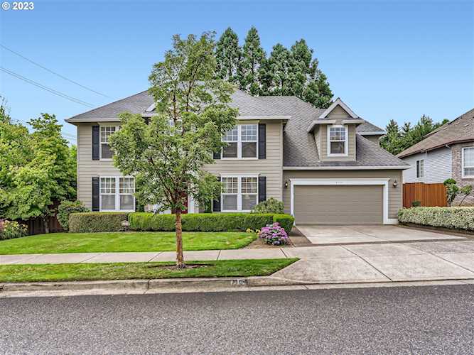 4700 Coho LN West Linn, OR 97068