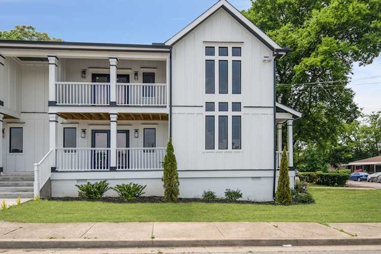 921 27th Ave N Nashville, TN 37208
