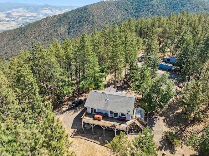 2888 Quail Run Rd Talent, OR 97540