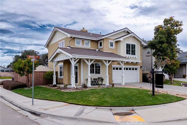 121 Soares Ave Santa Maria, CA 93455