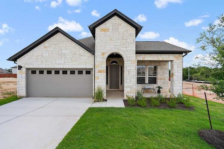 2305 Banda BND Round Rock, TX 78681