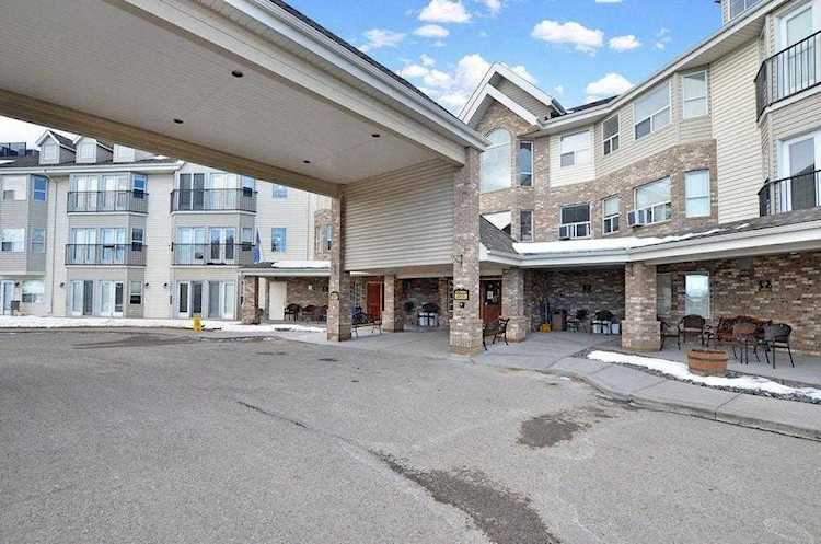 5200 44 Ave NE #1315 Calgary, AB T1Y7L4