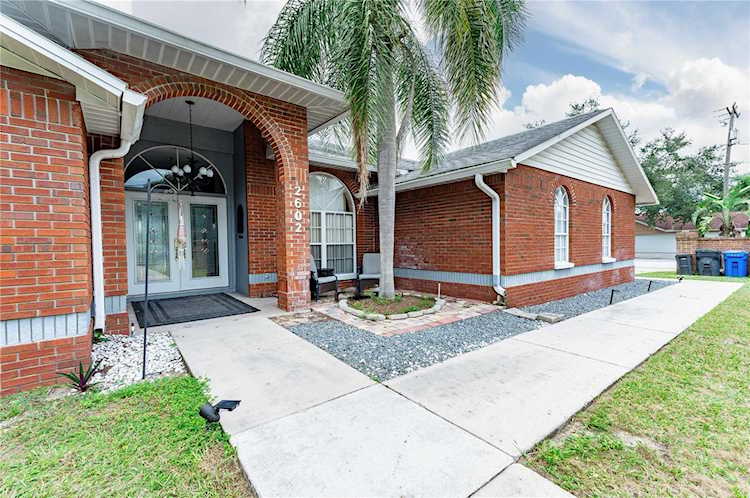 2602 S Miller Rd Valrico, FL 33596