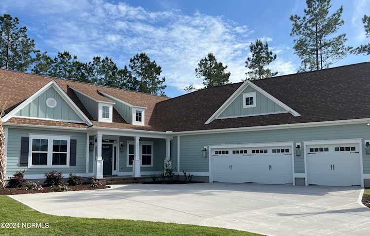 2621 Brown Bark Circle NE Leland, NC 28451