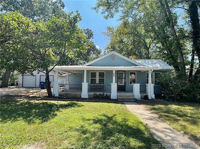 146 Camden Ave Camdenton, MO 65020