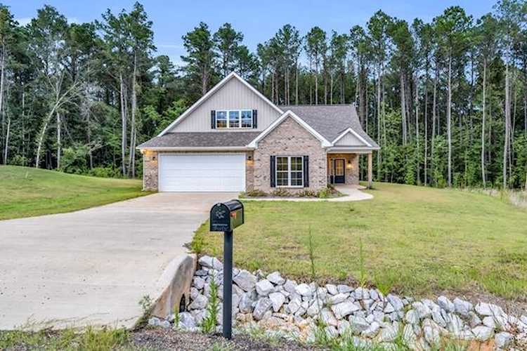 233 Laura's Cove Starkville, MS 39759