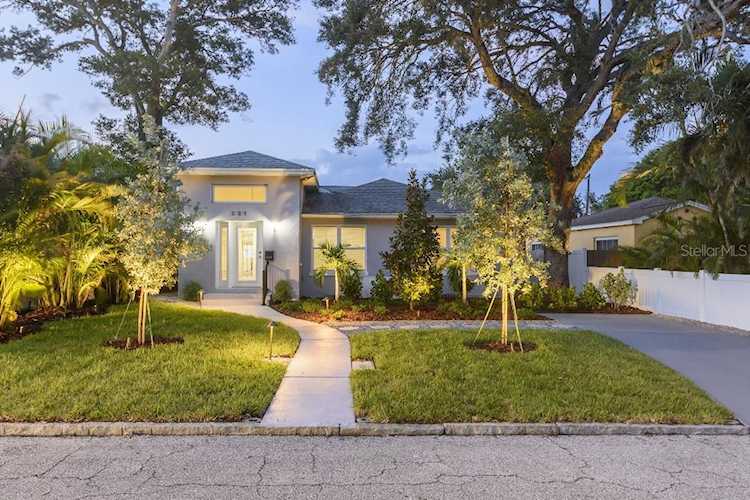 321 28th Ave N St. Petersburg, FL 33704