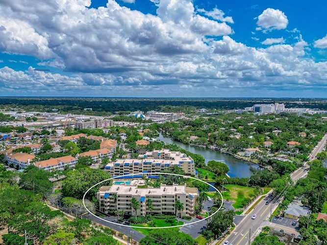 825 S Osprey Ave #303 Sarasota, FL 34236