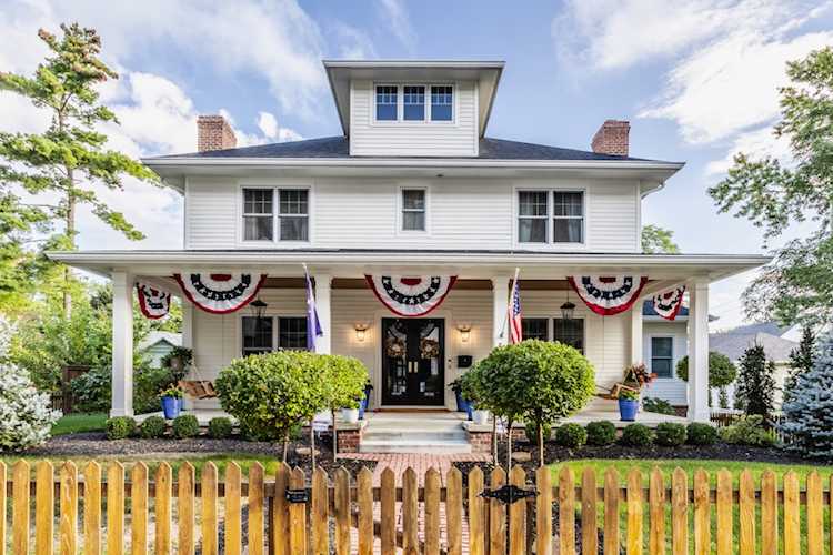 130 1st St NW Carmel, IN 46032