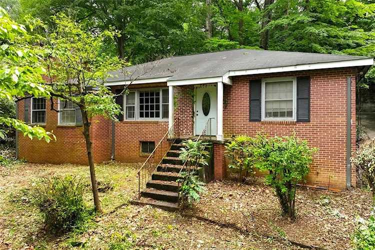 1677 E Clifton Road NE Atlanta, GA 30307