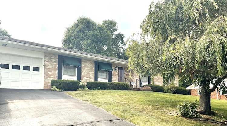 625 Virginia Ave Mt Sterling, KY 40353