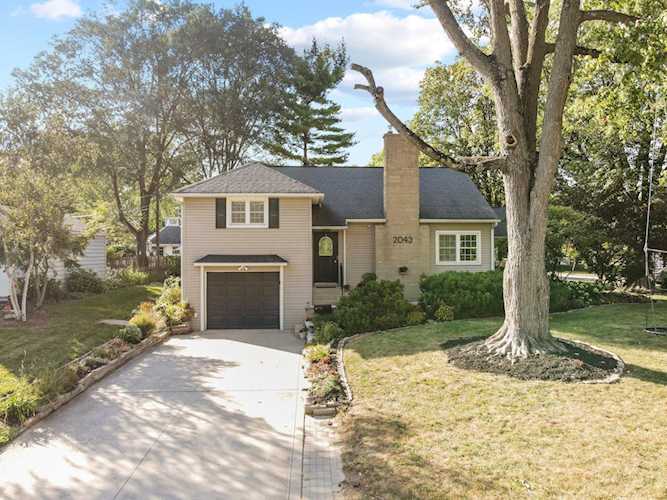 2043 Edgemont Road Upper Arlington, OH 43212