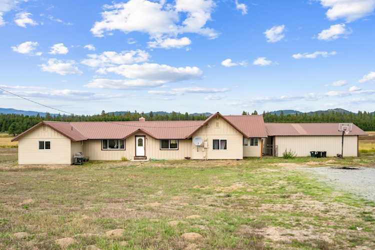 323451 Highway 2 Newport, WA 99156
