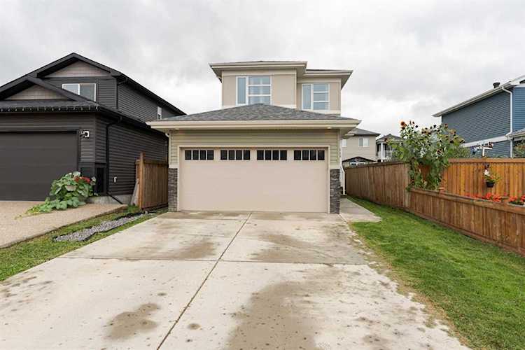 115 Arncliff Ct Fort McMurray, AB T9J 1
