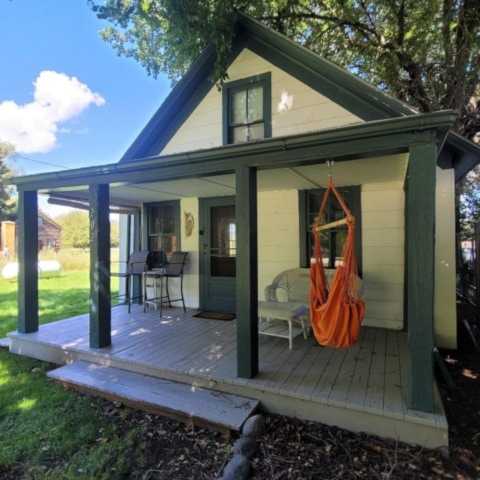 202 E Williams St Ennis, MT 59729