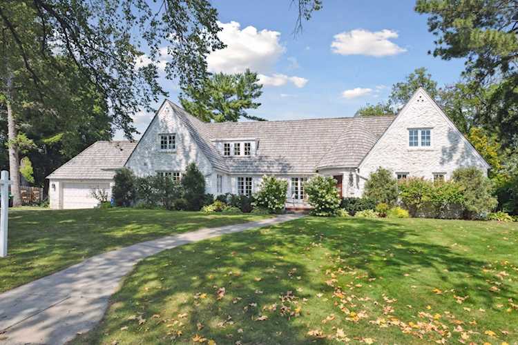 4804 W Sunnyslope Road Edina, MN 55424